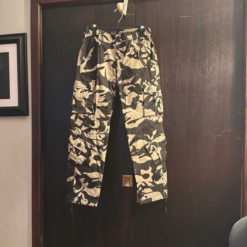 Womens Camouflage Cargo Pants